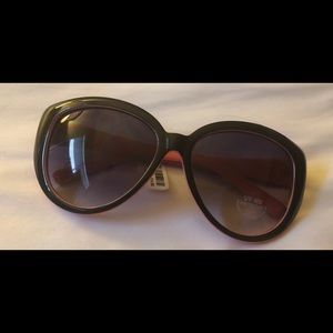 TORRID BLACK CAT EYE SUNGLASSES